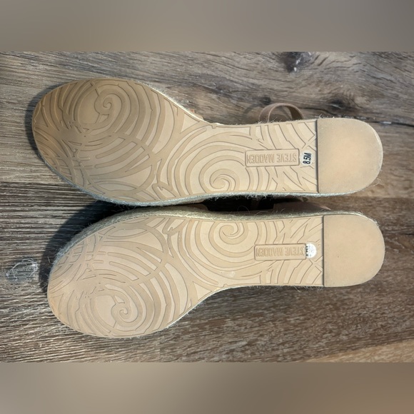 Like New Steve Madden Nude Espadrille Wedges size 8.5 - Picture 4 of 5